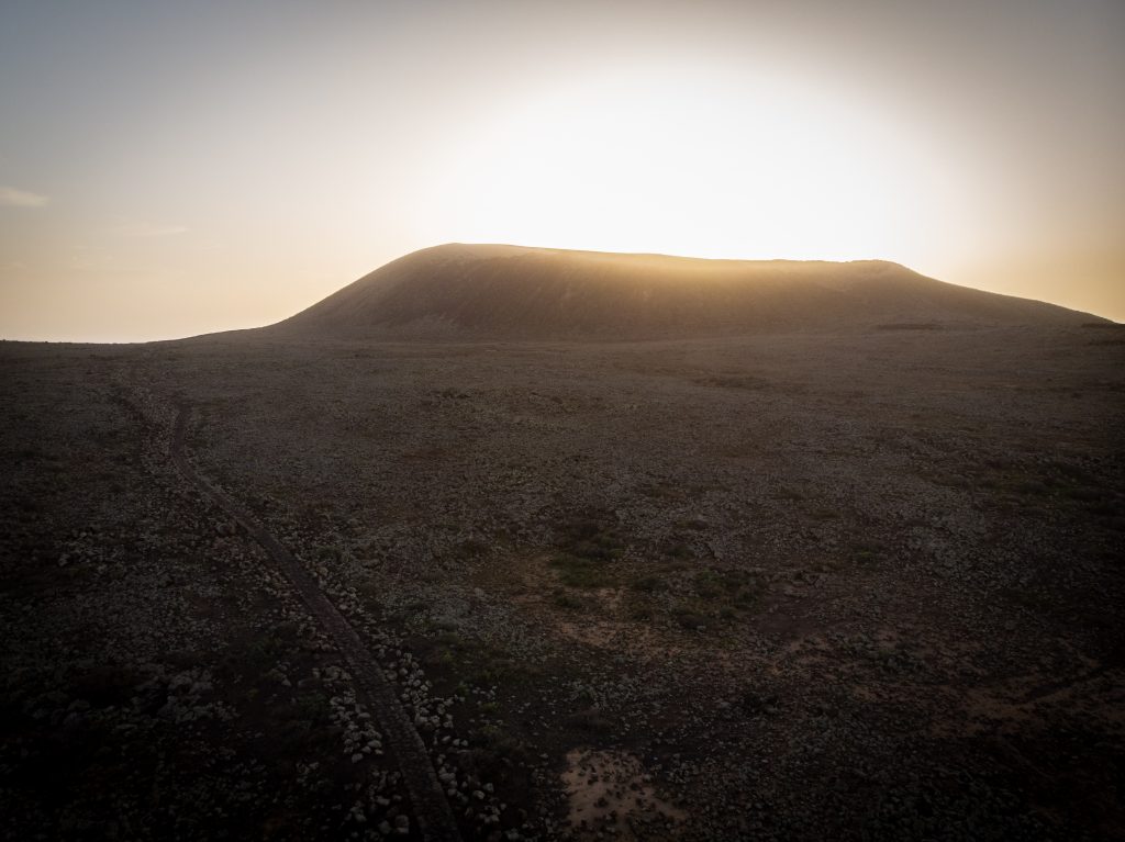 Calderon Hondo Fuerteventura o zachodzie słońca